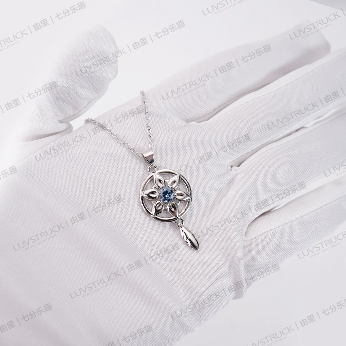 Кулон-ожерелье в виде персонаж – обзор и цена Anime Pendant Necklace