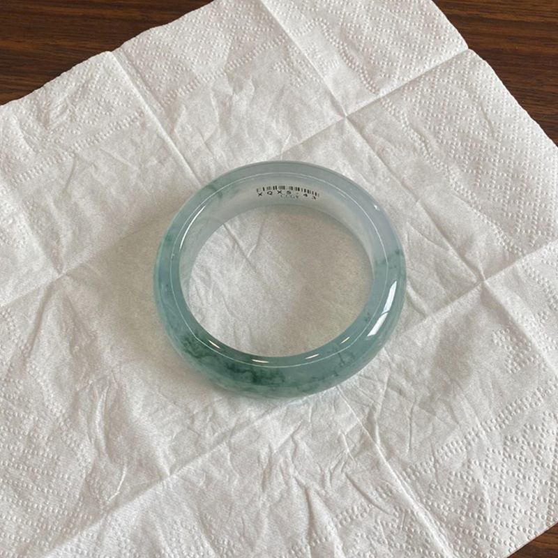 Браслет из бирманского жадеита – обзор и цена Bracelets